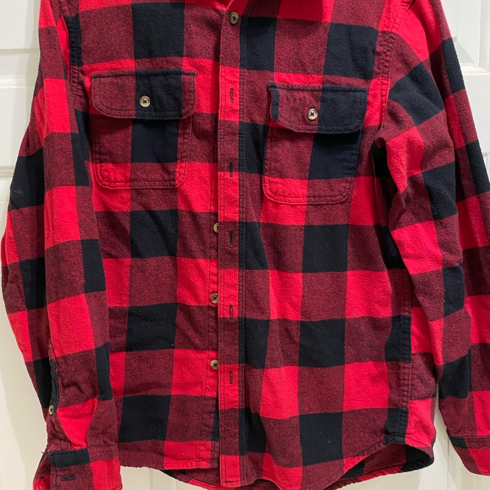 Red and black check flannel button down shirt